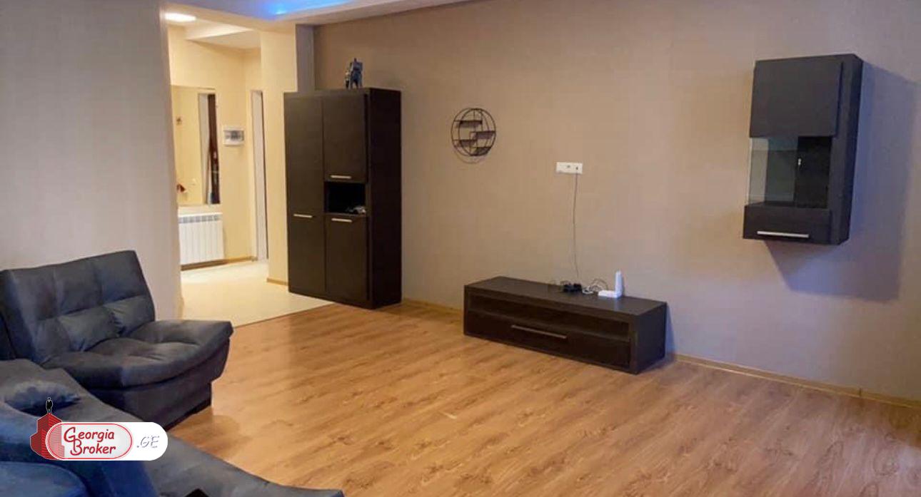 იყიდება ახალი გარემონტებული 2 ოთახიანი ბინა